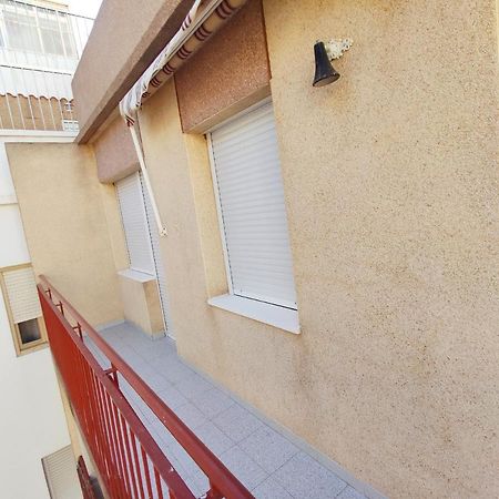Sunny Apartment Near The Beach Санта Пола Екстериор снимка