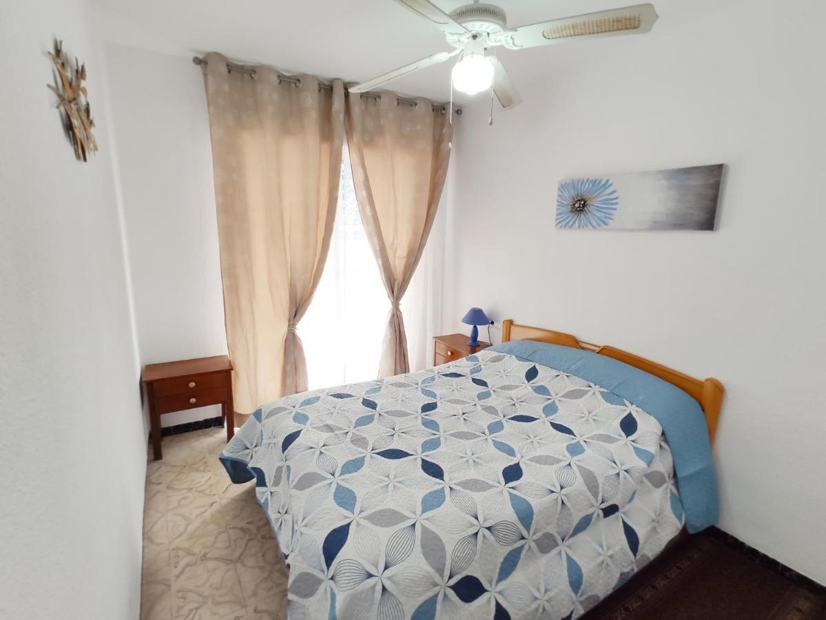 Sunny Apartment Near The Beach Санта Пола Екстериор снимка