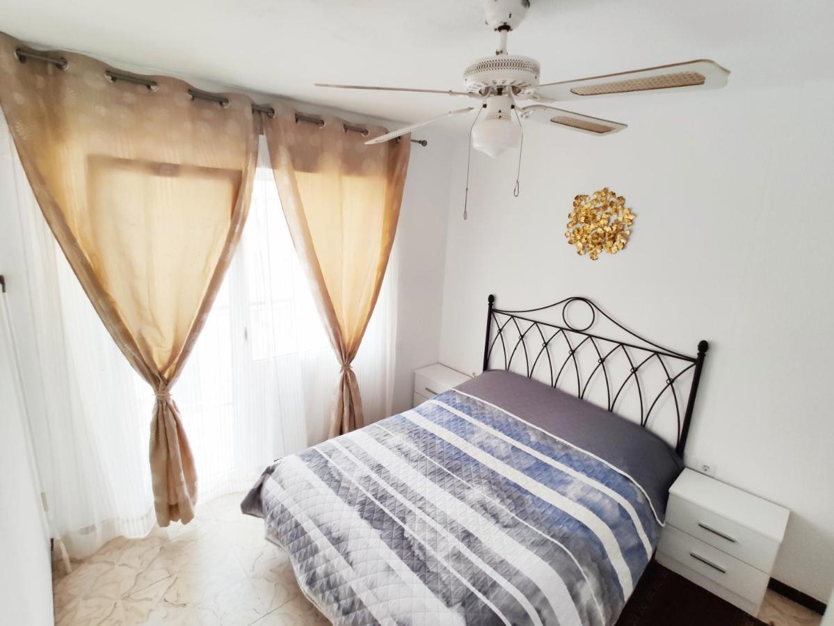 Sunny Apartment Near The Beach Санта Пола Екстериор снимка