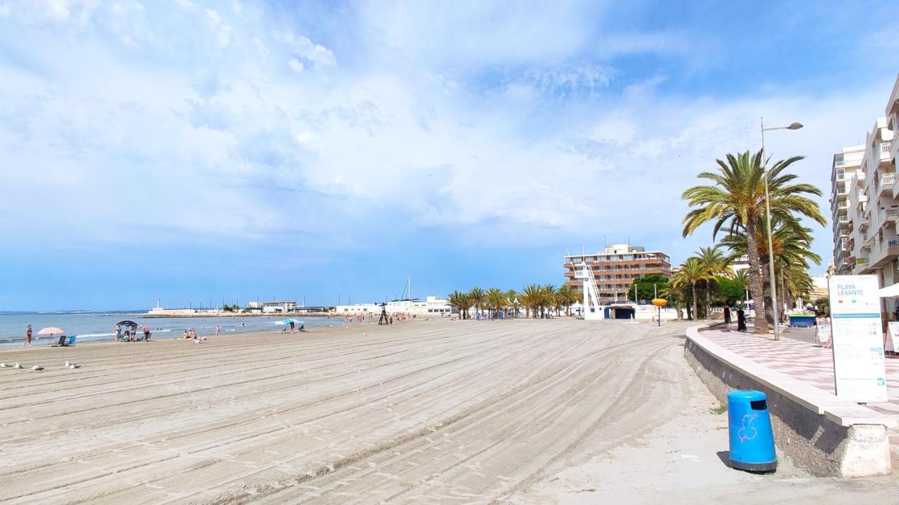 Sunny Apartment Near The Beach Санта Пола Екстериор снимка