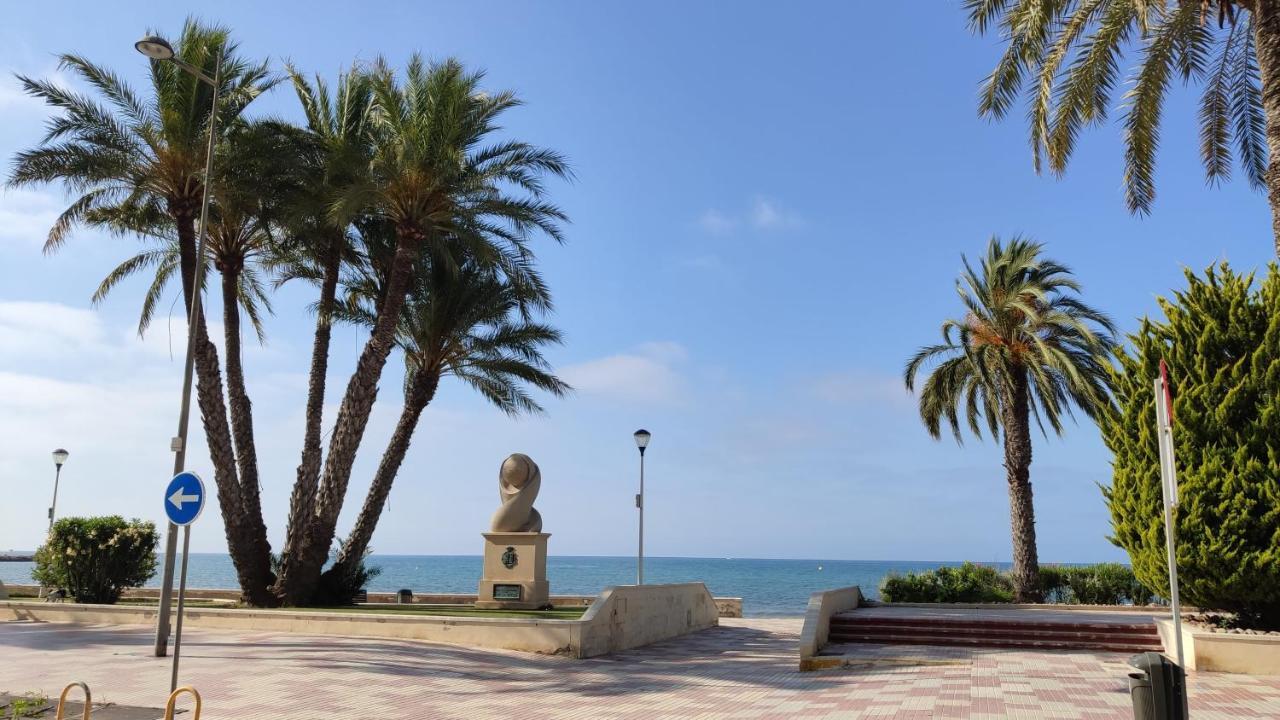 Sunny Apartment Near The Beach Санта Пола Екстериор снимка