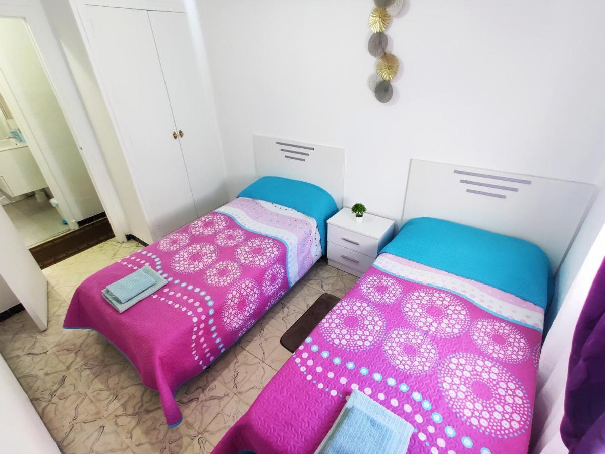 Sunny Apartment Near The Beach Санта Пола Екстериор снимка